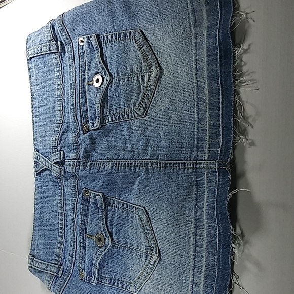 Piper & Blue Denim Skirt. - Picture 4 of 6